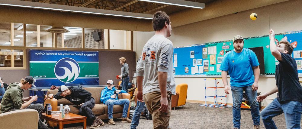 Group of students in commons area.